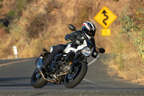 2019 Suzuki SV650X - Review