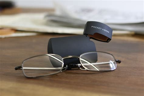 Foldaway Telescopic Reading Glasses - now with blue block – PocketVision