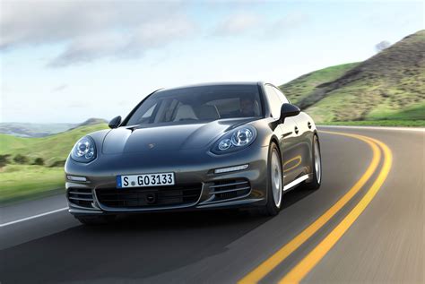 2014 Porsche Panamera 4S Executive and Panamera Turbo Executive