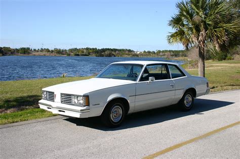 1980 Pontiac LeMans - Information and photos - MOMENTcar