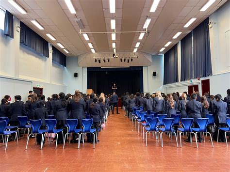 Harrow High School on Twitter: "Today we’re back to school for the start of a new academic year ...