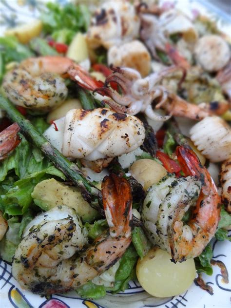 Scrumpdillyicious: Grilled Tiger Shrimp, Scallop & Calamari Salad