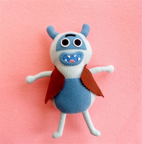 Super Simple Bumble Nums toy felt - Inspire Uplift