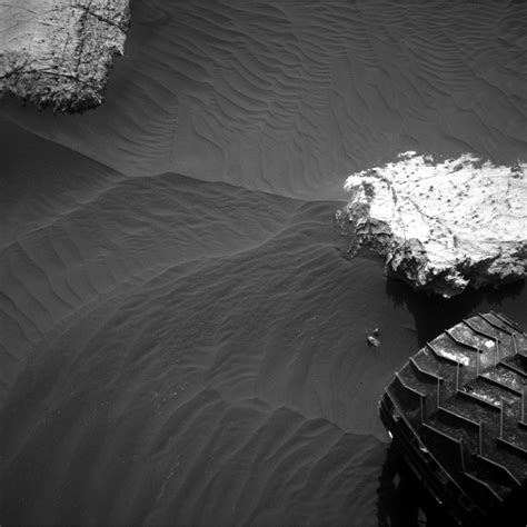 Curiosity Mars Rover: Rock On Rock, Sand Ripples, New Scenic Shots (Updated)