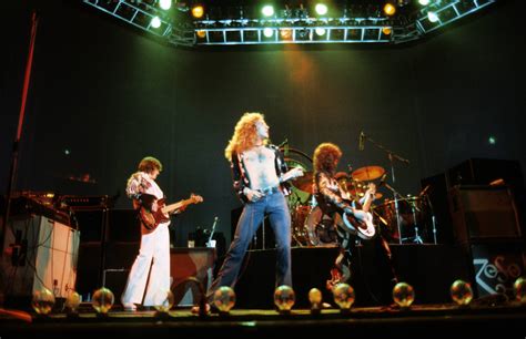 Hear an Unreleased Early Mix of Led Zeppelin's 'Houses of the Holy ...