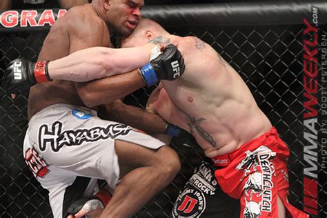 UFC 141 Play-by-Play: Brock Lesnar vs. Alistair Overeem - MMAWeekly.com ...