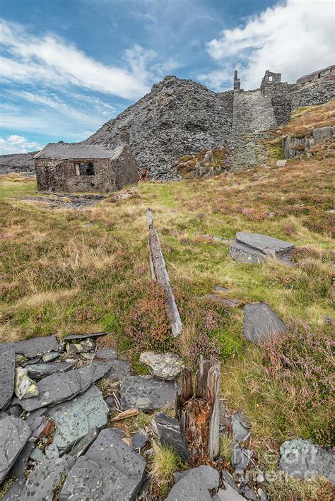 Dinorwic Quarry Ruins Photograph by Adrian Evans