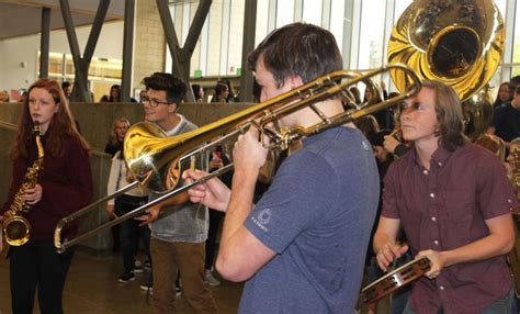 Jazz Band’s Impromptu Performance – The Patriot Press