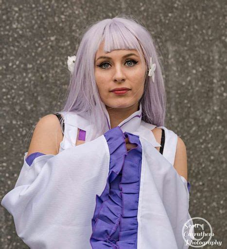 Emilia | Wiki | Cosplay Amino