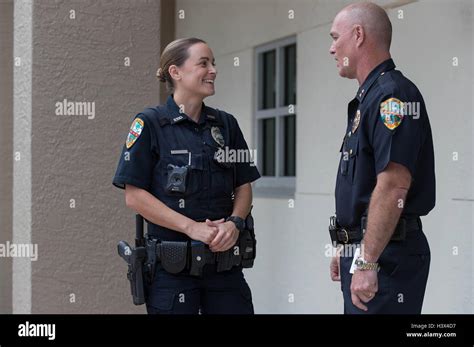 Police don't shoot training hi-res stock photography and images - Alamy