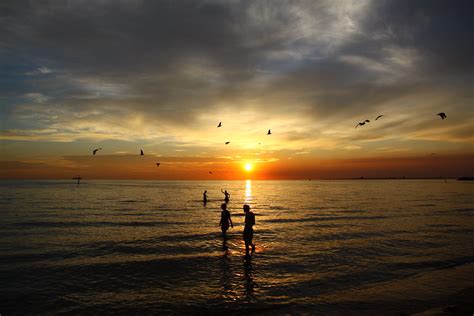 Sunset on St Kilda Beach | Sunset on St Kilda Beach | Flickr