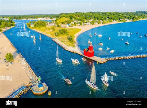 Holland big red lighthouse hi-res stock photography and images - Alamy