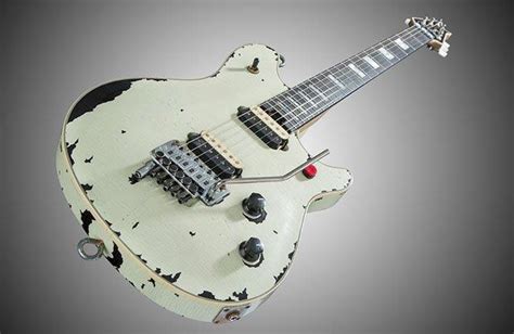 VAN HALEN - Wolfgang USA Tour Relic Replica Guitar Unveiled At NAMM 2016 - BraveWords