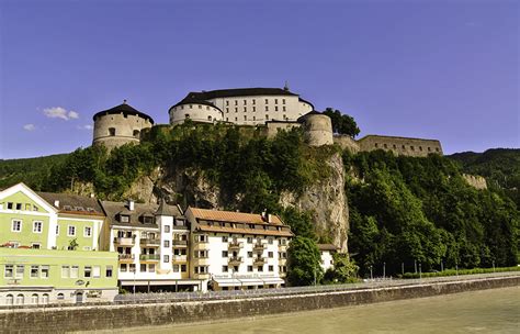 Papeis de parede Áustria Fortaleza (arquitetura militar) Casa Kufstein Fortress Rocha Cidades ...