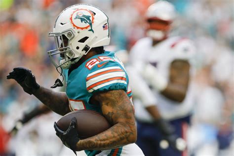 The Top 10 Miami Dolphins Performers of 2021 - Sports Illustrated Miami ...