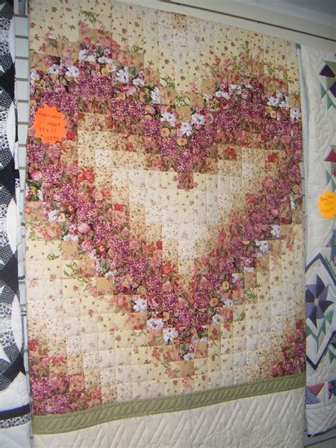 Amish Country Ohio B&B - Cottages | Bargello quilt patterns, Heart quilt pattern, Flower quilts