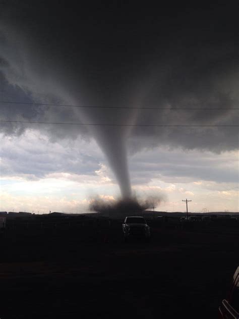 North Dakota Tornado Rips Through Oilfield (PICTURES) | HuffPost UK