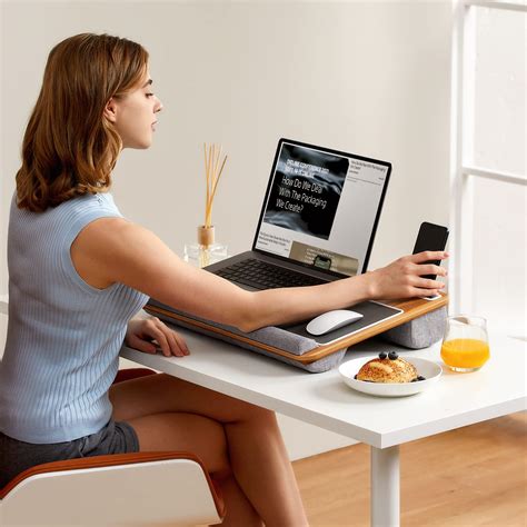 HUANUO Lap Desk - Fits up to 17 inches Laptop Desk, Built in Mouse Pad ...