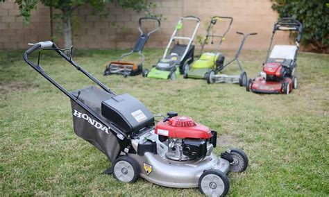 Different Types of Lawn Mowers - Best of Machinery