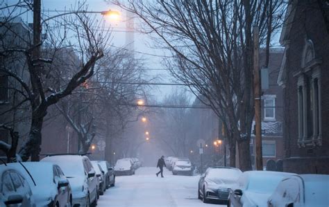 Photos: A bitter cold snow day in Philadelphia | PhillyVoice