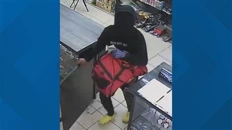 Killeen Police seek assistance identifying robbery suspects: TX ...