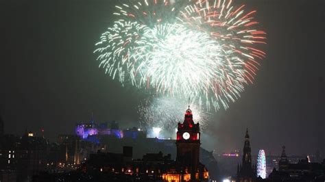 Scotland rings in 2023 with Hogmanay celebrations - BBC News