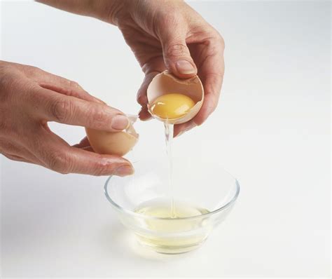 How to Freeze Leftover Egg Whites for Future Use