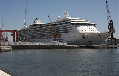 Ships Photo Gallery: BRILLIANCE of the SEAS - ROYAL CARIBBEAN