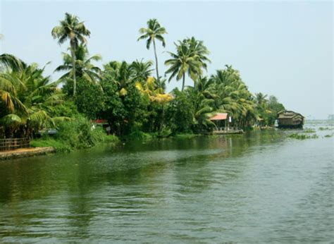 Vembanad Lake, kumarakom, India - Top Attractions, Things to Do ...