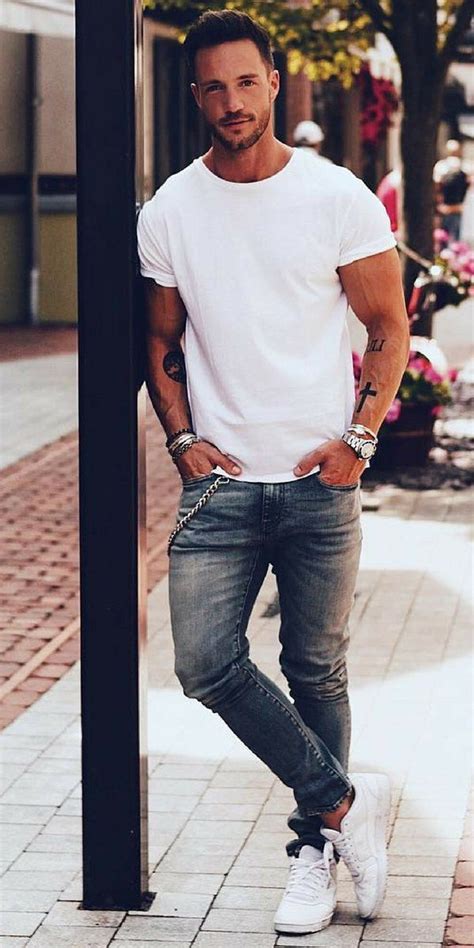 5 White T-Shirt Outfits For Men | White shirt outfits, Mens casual ...