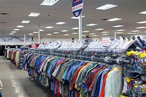 Salvation Army opens new St. Paul thrift store