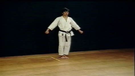 Kata Unsu - Karate Shotokan - Hirokazu Kanazawa - YouTube