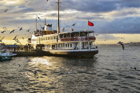 A ferry Kadikoy pier editorial photo. Image of attractions - 74076961