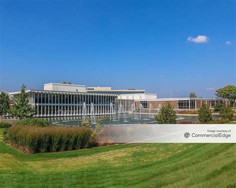 Johnson Controls Headquarters - 5757 North Green Bay Avenue, Milwaukee ...