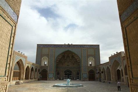 Qom Jameh Mosque - Iran Travel Guide - Trip Yar