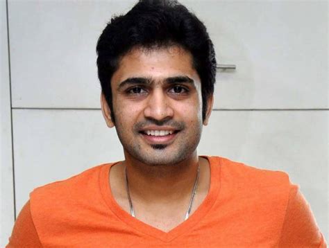 Chinmay Udgirkar Biography, Age, Photos, Profile, Wife - Marathi.TV