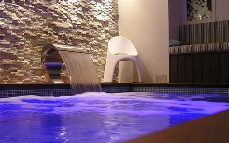 Les 5 meilleures chambres avec spa ou jacuzzi® privatifs à Caen ...