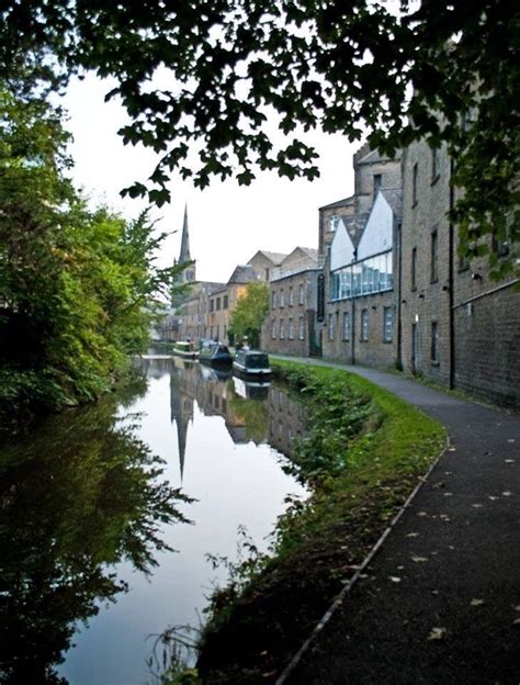 The Canal in Lancaster Lancashire England Manchester United Players, Manchester City, Lancaster ...