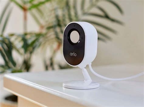 Arlo Essential Indoor Camera has an easy-to-control automatic privacy shield » Gadget Flow