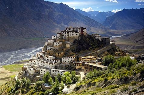 Indian Roadie: Key Monastery near Kaza in Spiti Valley of Himachal Pradesh