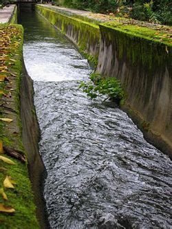 aztec aqueduct - Google Search | Digital learning classroom, Digital learning, Country roads