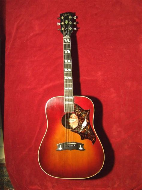 Gibson Dove 1982 Guitar For Sale Old Hat Guitars