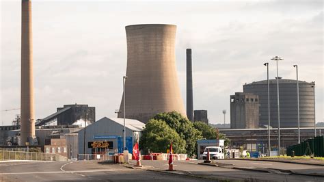 Treasury 'considering plans to inject £300m into struggling British Steel' | ITV News Tyne Tees