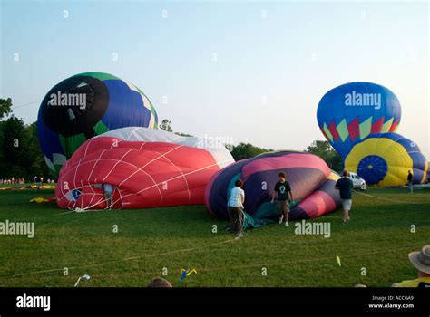 Annual Hot air balloon festival competition held at Howell Michigan ...