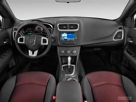 2012 Dodge Avenger: 29 Interior Photos | U.S. News