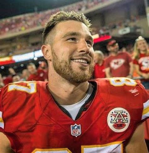 Travis Kelce -- Catching Kelce --- Bio, Wiki, Photos, Twitter | Ok ...