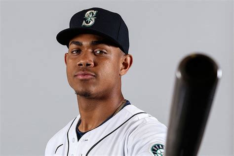 M’s prospect Julio Rodriguez makes up for lost time in Arizona | HeraldNet.com