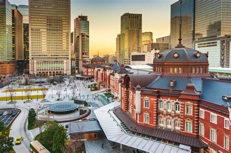 Best Train Lines for Living in Tokyo: The Marunouchi Line - GaijinPot