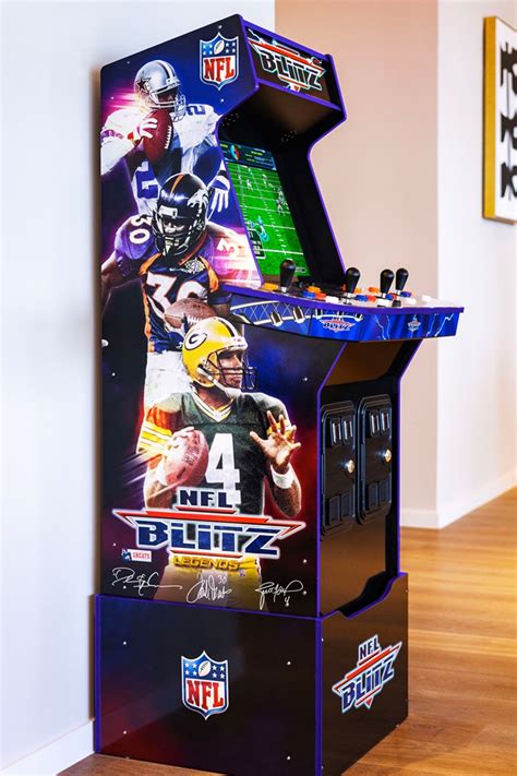 'NFL Blitz Legends' Arcade1Up Cabinet Release | Hypebeast