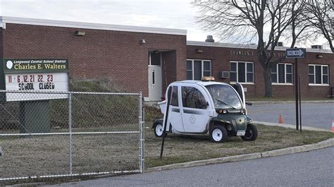 Longwood school district: Girl taken to hospital after scarf pulled on bus - Newsday